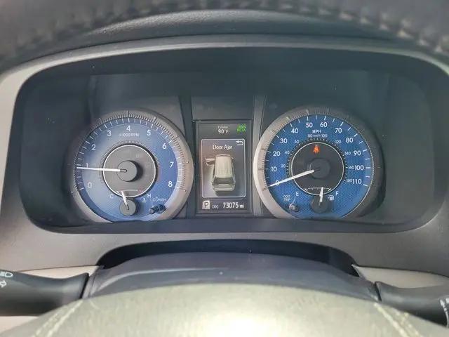 2020 Toyota Sienna XLE