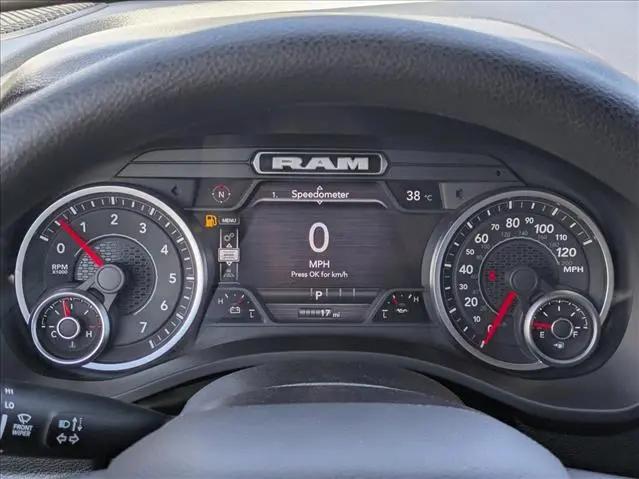 2026 Ram 1500 Express Crew Cab 4x4 57 Box