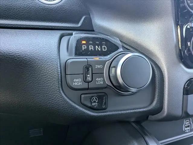 2026 Ram 1500 Express Crew Cab 4x4 57 Box