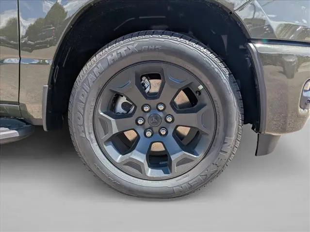 2026 Ram 1500 Express Crew Cab 4x4 57 Box