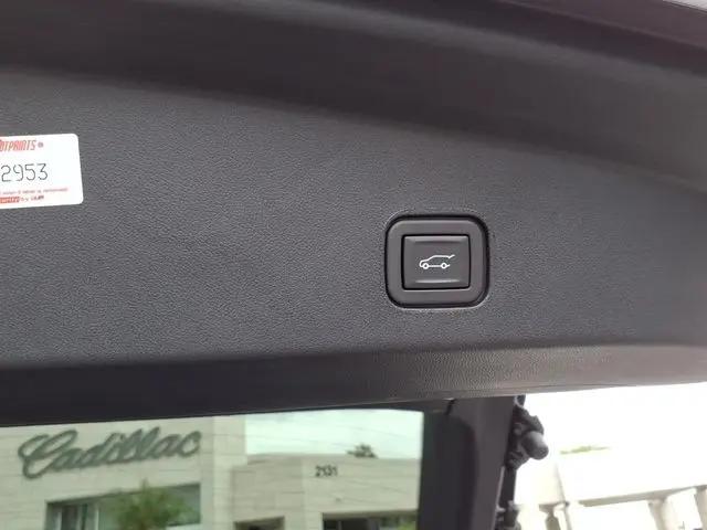 2024 Cadillac iQ Sport w/1SF