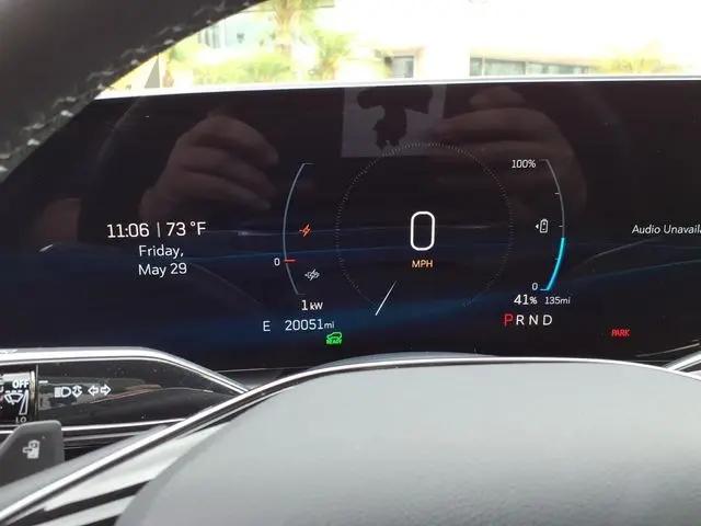 2024 Cadillac iQ Sport w/1SF