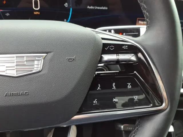 2024 Cadillac iQ Sport w/1SF