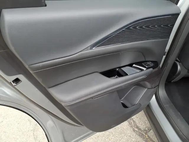 2024 Cadillac iQ Sport w/1SF