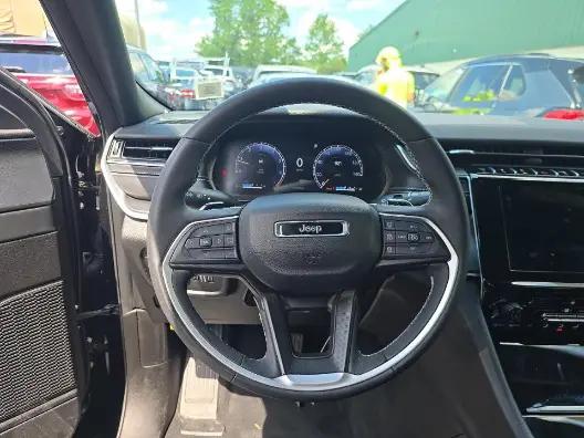 2024 Jeep Grand Cherokee L Altitude X 4x4