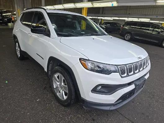 2022 Jeep Compass Latitude FWD