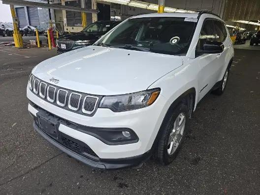 2022 Jeep Compass Latitude FWD