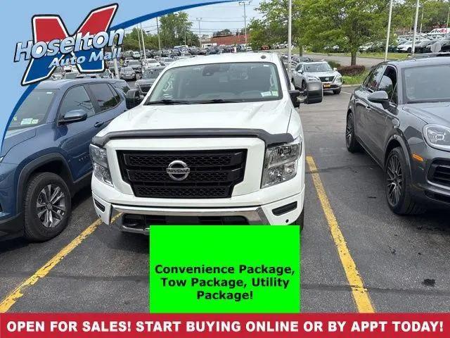 2021 Nissan Titan Crew Cab SV 4x4 for sale in East Rochester, NY