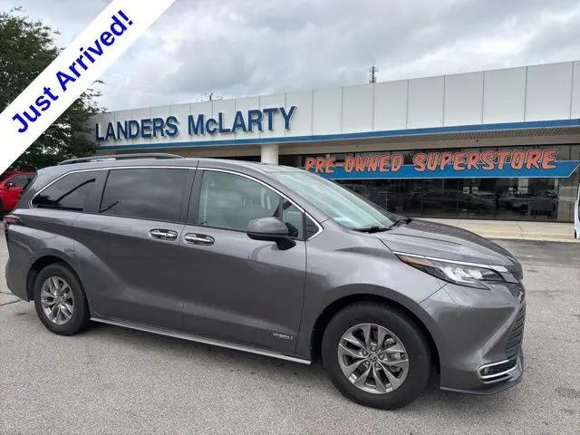 2021 Toyota Sienna XLE for sale in Huntsville, AL