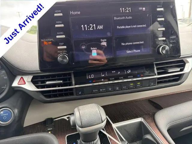 2021 Toyota Sienna XLE
