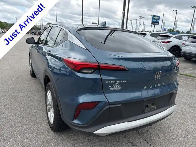 2025 Buick NV Preferred FWD