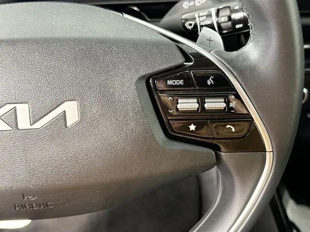 2023 Kia Niro EX Touring