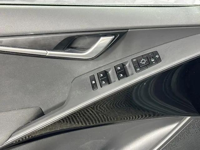 2023 Kia Niro EX Touring