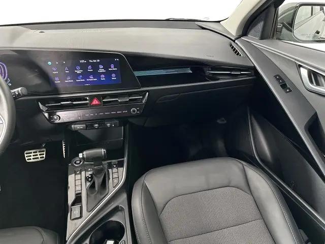 2023 Kia Niro EX Touring