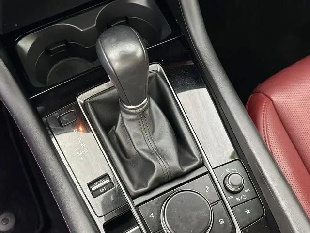 2024 Mazda Mazda3 2.5 S Carbon Edition