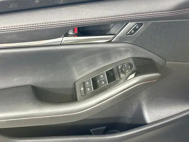 2024 Mazda Mazda3 2.5 S Carbon Edition