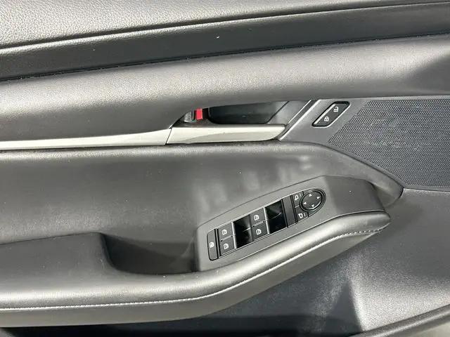 2023 Mazda Mazda3 2.5 S Select