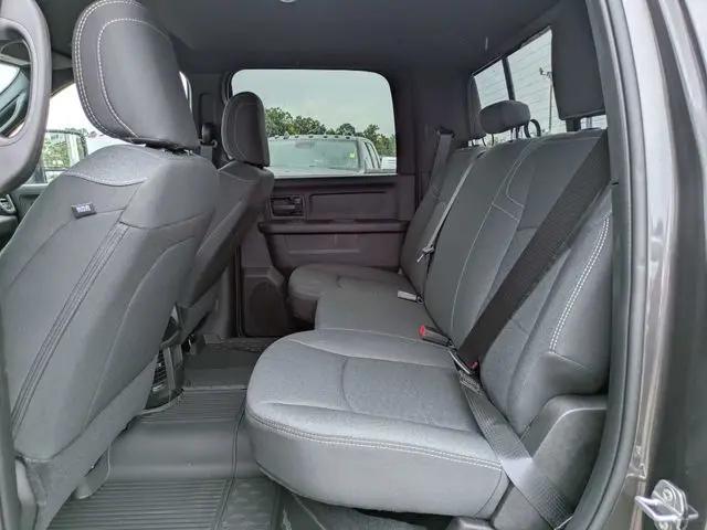 2026 Ram 2500 Black Express Crew Cab 4x4 64 Box