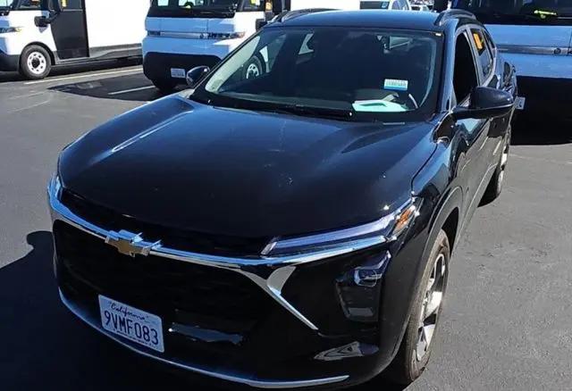 2025 Chevrolet Trax FWD LT