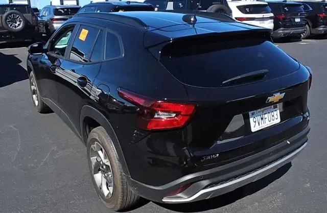2025 Chevrolet Trax FWD LT