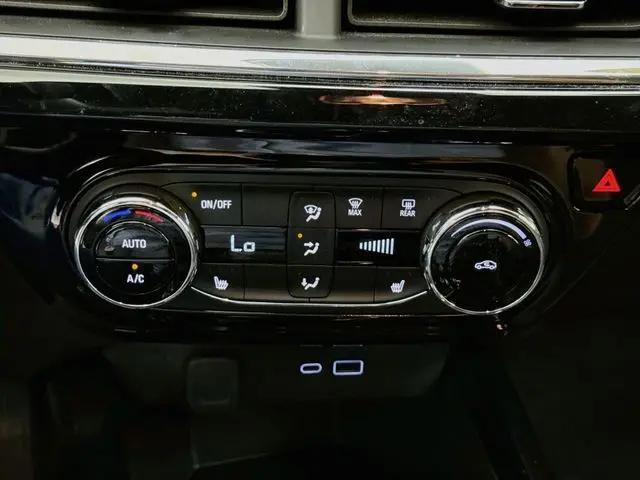 2025 Chevrolet Trax FWD 2RS