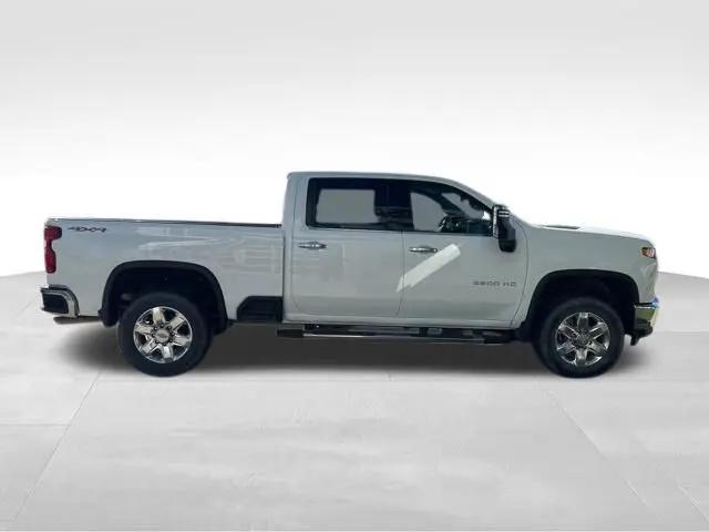 2022 Chevrolet Silverado 2500HD 4WD Crew Cab Standard Bed LTZ