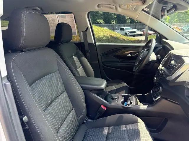 2024 GMC Terrain AWD SLE