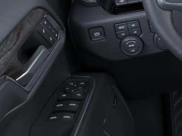 2026 Chevrolet Silverado 1500 4WD Crew Cab Short Bed LTZ
