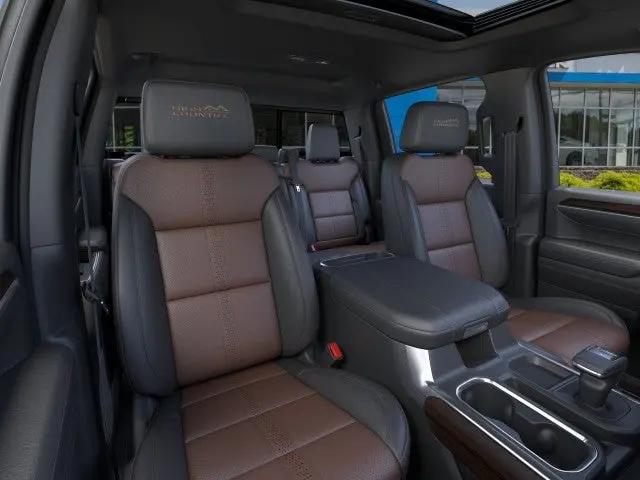 2026 Chevrolet Silverado 1500 4WD Crew Cab Short Bed High Country