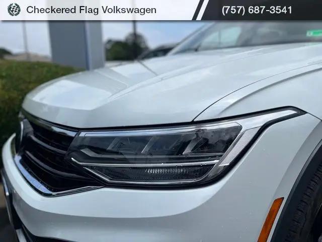 2023 Volkswagen Tiguan 2.0T SE R-Line Black