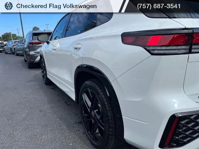 2026 Volkswagen Tiguan SE R-Line Black