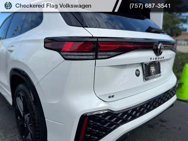 2026 Volkswagen Tiguan SE R-Line Black