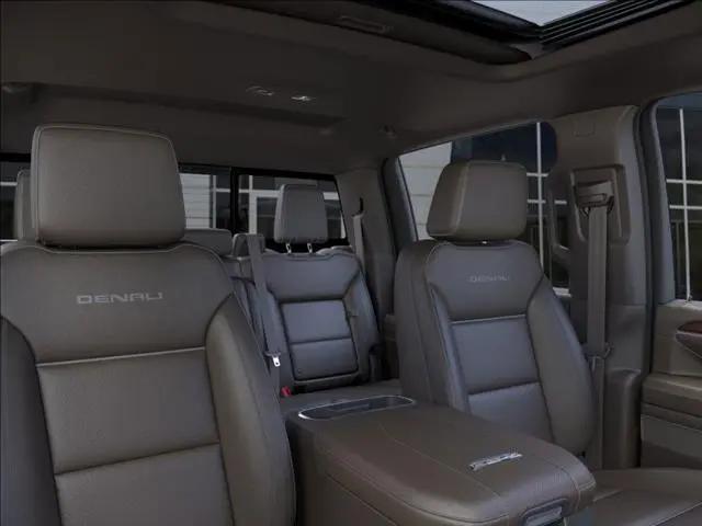 2025 GMC Sierra 2500HD 4WD Crew Cab Standard Bed Denali