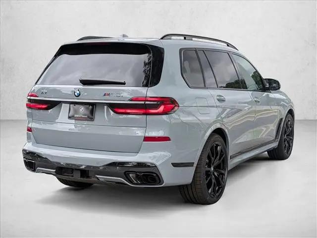 2027 BMW X7 M60i