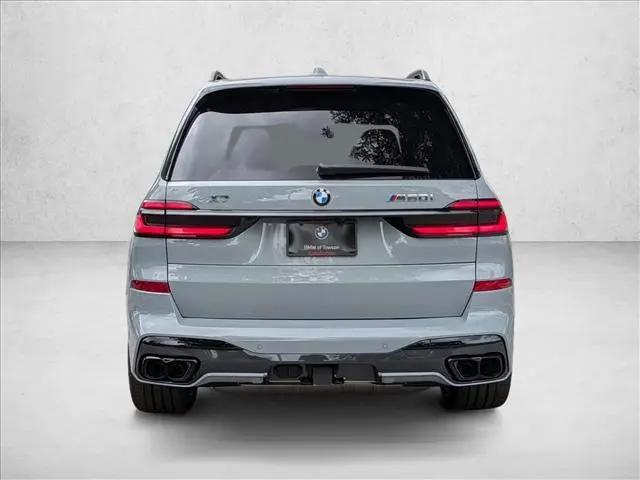2027 BMW X7 M60i