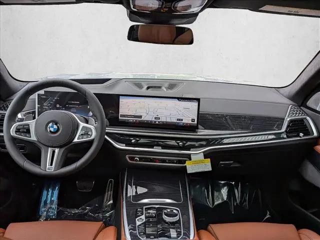 2027 BMW X7 M60i