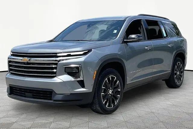 2024 Chevrolet Traverse FWD LT