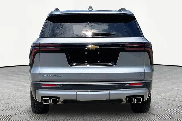 2024 Chevrolet Traverse FWD LT
