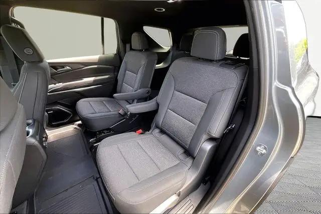 2024 Chevrolet Traverse FWD LT