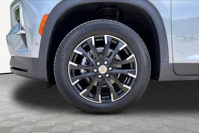 2024 Chevrolet Traverse FWD LT