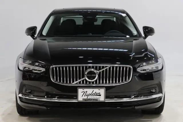 2023 Volvo S90 B6 Ultimate