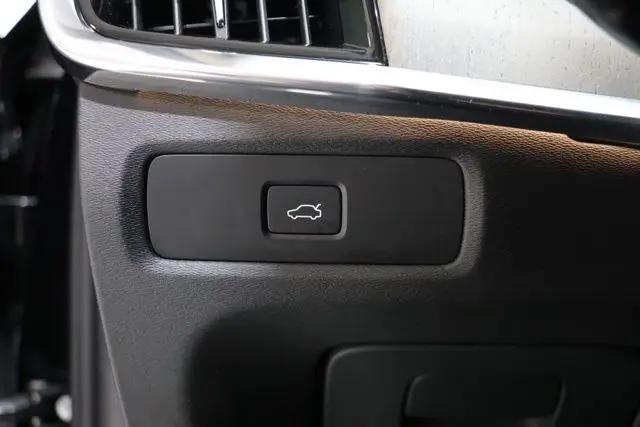 2023 Volvo S90 B6 Ultimate