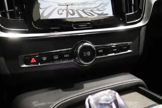 2023 Volvo S90 B6 Ultimate