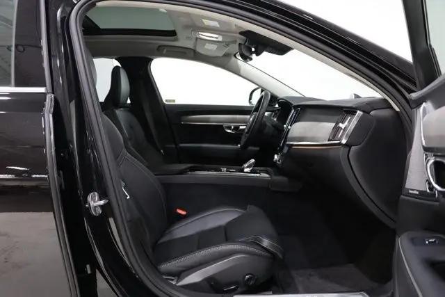 2023 Volvo S90 B6 Ultimate