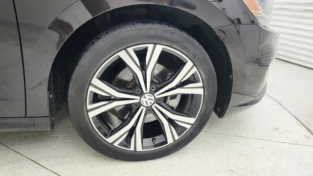 2021 Volkswagen Passat 2.0T SE
