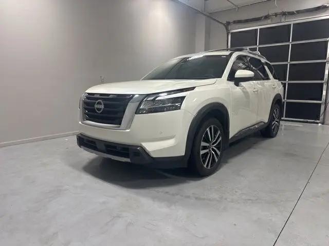 2024 Nissan Pathfinder Platinum FWD