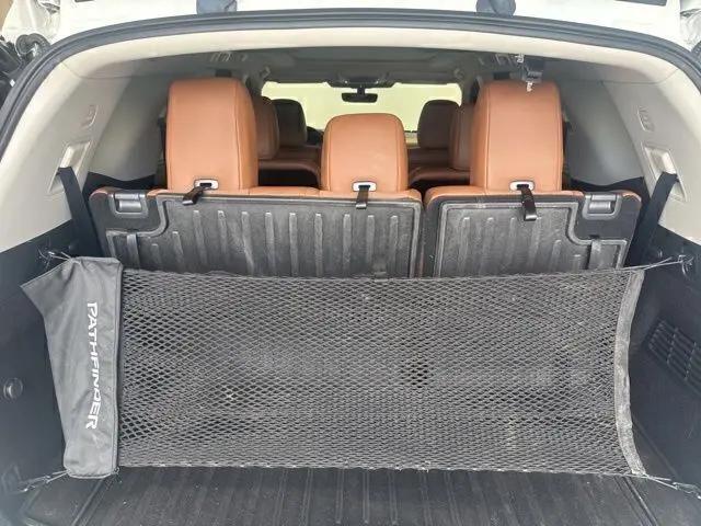 2024 Nissan Pathfinder Platinum FWD