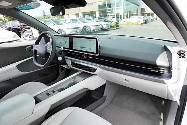 2024 Hyundai IONIQ 6 SEL