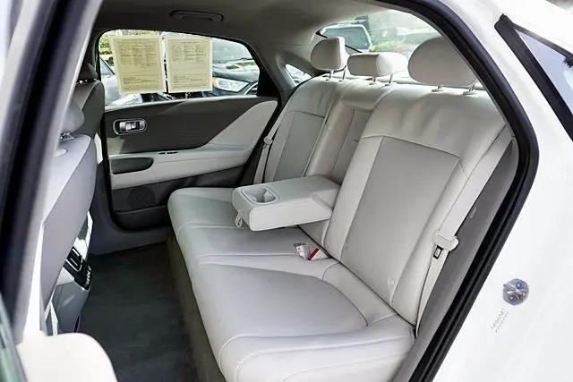 2024 Hyundai IONIQ 6 SEL