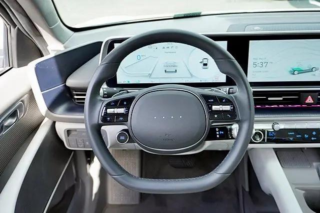 2024 Hyundai IONIQ 6 SEL